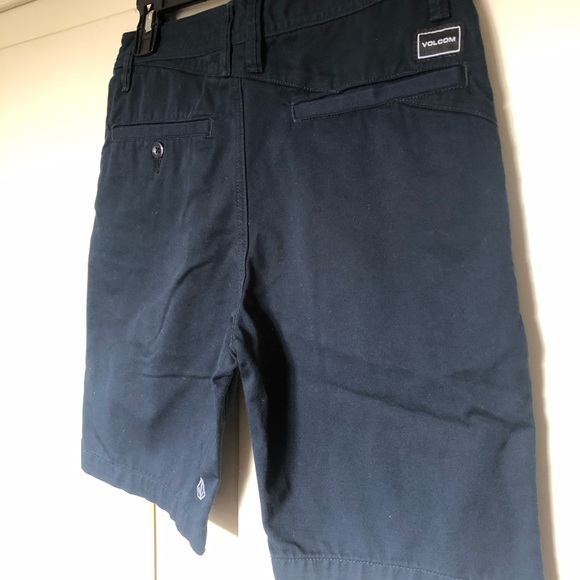Volcom boys shorts. Sz 28/16 - Picture 2 of 5